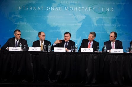 IMF phê duyệt giải ngân khoản vay trị giá 900 triệu USD cho Ukraine