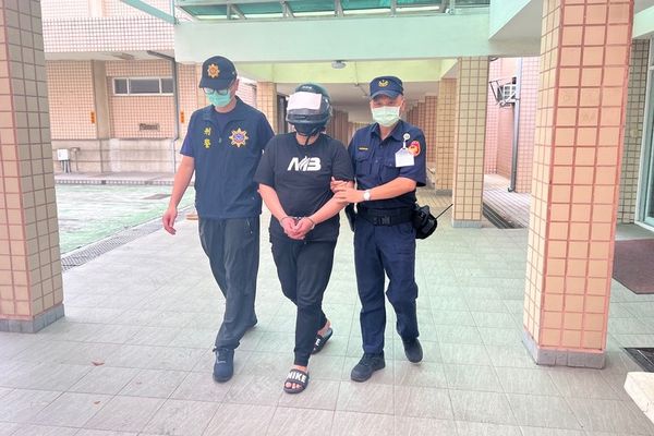 Vietnamese student nabbed in Taiwan for transporting drugs: media