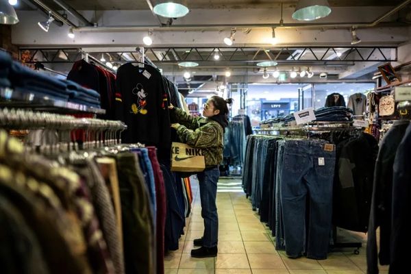 Second-hand clothes finally take off in Japan