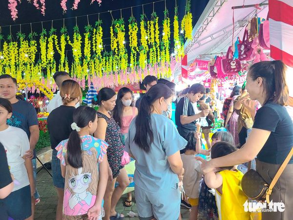 Year-end fair promoting local products opens in Ho Chi Minh City