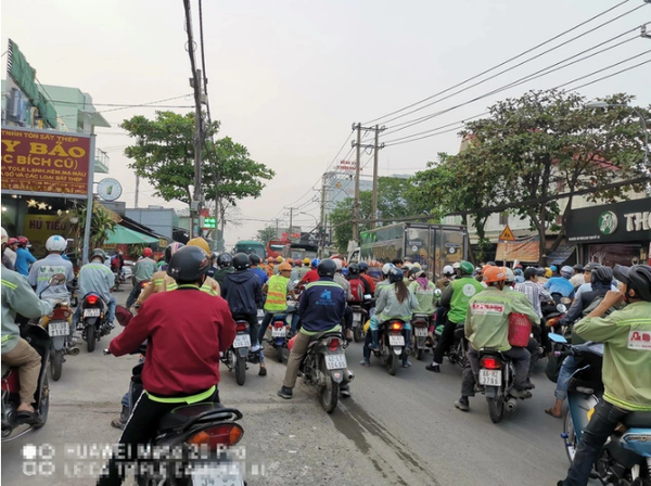 Driving against traffic rife in Ho Chi Minh City