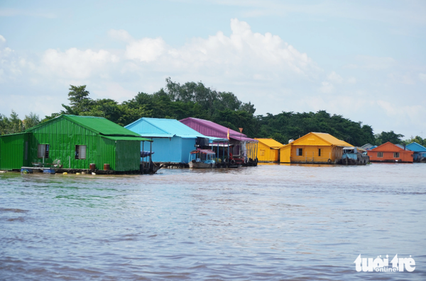 Vibrant floating village emerges as unique Mekong Delta destination