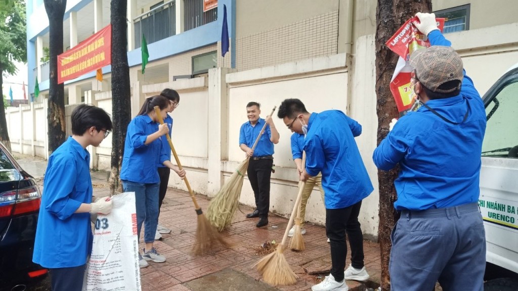 Ra quân vệ sinh môi trường, phòng dịch sốt xuất huyết