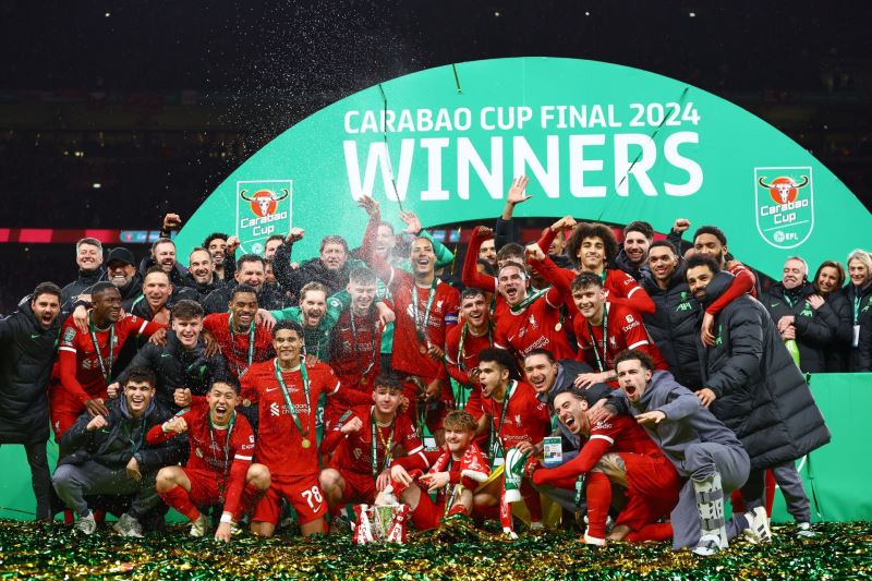 Đánh bại Chelsea, Liverpool vô địch Carabao Cup