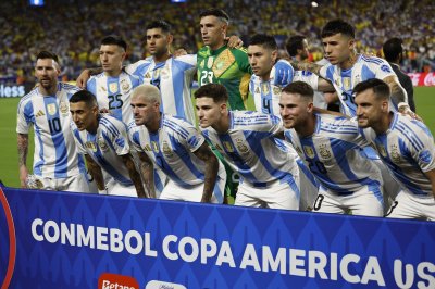 FIFA điều tra Argentina cho việc phân biệt chủng tộc Copa Mỹ tụng thánh ca