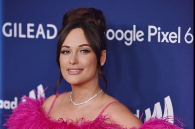 Kacey Musgraves releases 'Too Good to be True,' announces world tour