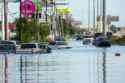 Hơn 1.6 triệu ngôi nhà ở Texas vẫn không có điện sau cơn bão Beryl