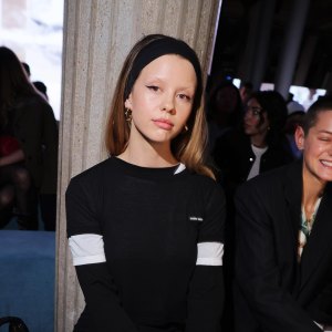 Mia Goth bị kiện vì cáo buộc đá vào đầu diễn viên nền 'MaXXXine'