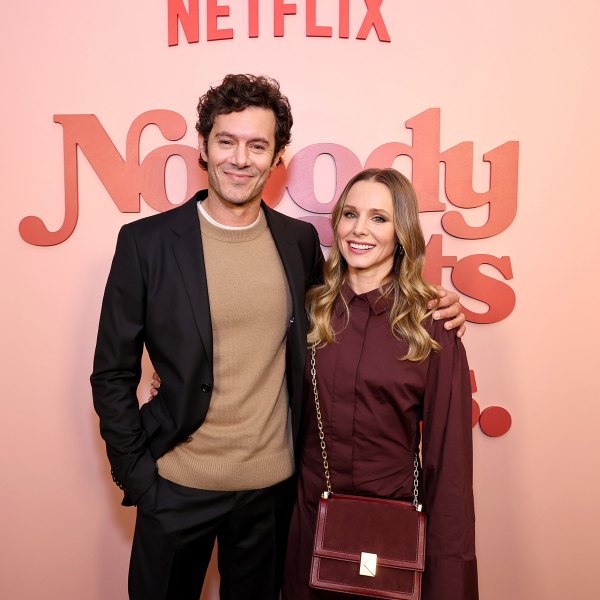 Kristen Bell và trích dẫn của Adam Brody về "Không ai muốn điều này" hóa học