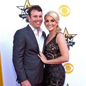 Dòng thời gian quan hệ của Jamie Lynn Spears và Jamie Watson