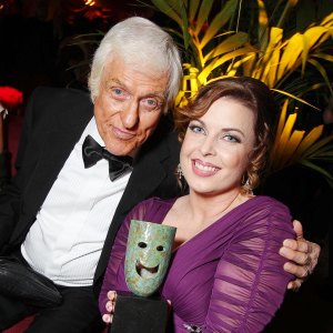 Một trò lãng mạn ma thuật! Dick Van Dyke và tờ Thời gian dài mối quan hệ của anh ta