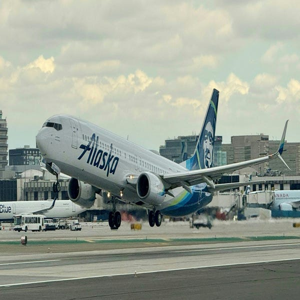 737 MAX 9 chi phí hàng triệu máy bay. Làm sao..