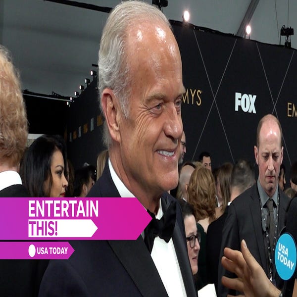 Kelsey Grammer ăn mừng 'Cheers'