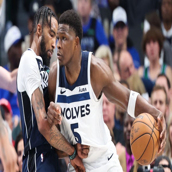 Timberwolves tiết kiệm mùa với Game 4 giành chiến thắng. Mavs