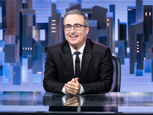 John Oliver kêu gọi những người Cộng hòa “Đừng tỏ ra kỳ lạ nữa