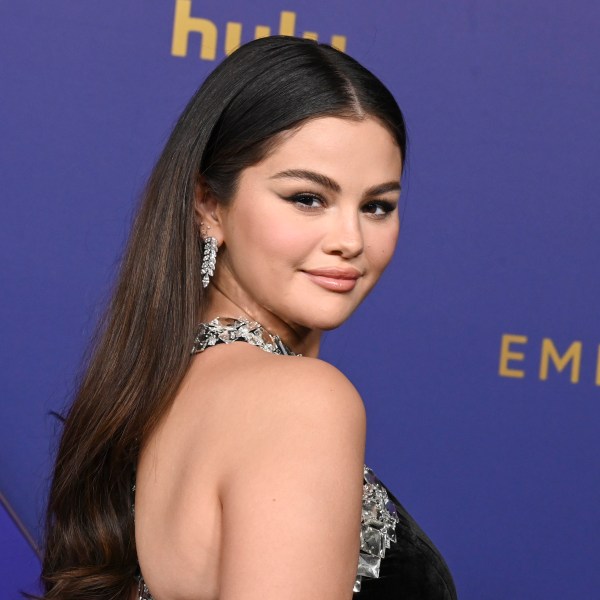 Emmys 2024 Red Carpet: Selena Gomez, Andrew Scott, Sofía Vergara và More