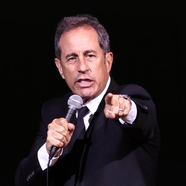 Jerry Seinfeld nói rằng chương trình TV hài kịch đang bị giết bởi ‘ sức mạnh của tôi bên trái và bên công nguyên. ’