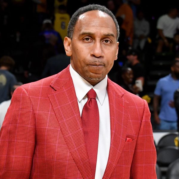 Stephen A. Smith nói Drake và Kendrick Lamar là chiếc mũ cá nhân nhất trong lịch sử Hip-Hop