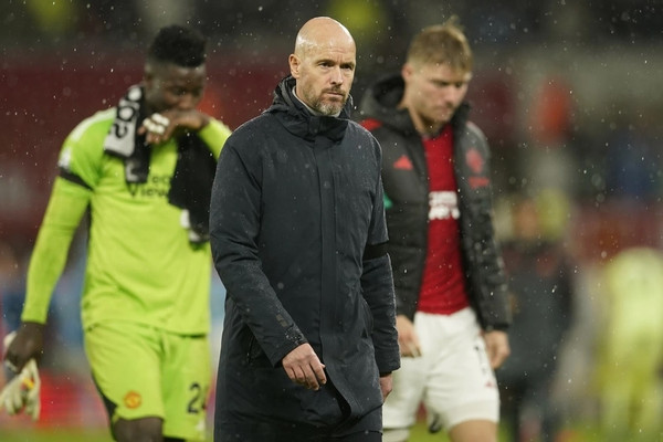 Erik ten Hag nói điều cay đắng sau khi MU bị Man City nhấn chìm