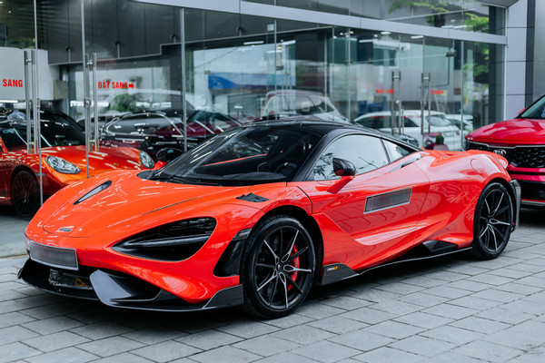 Số phận hẩm hiu của siêu xe triệu đô McLaren 765LT tại Việt Nam