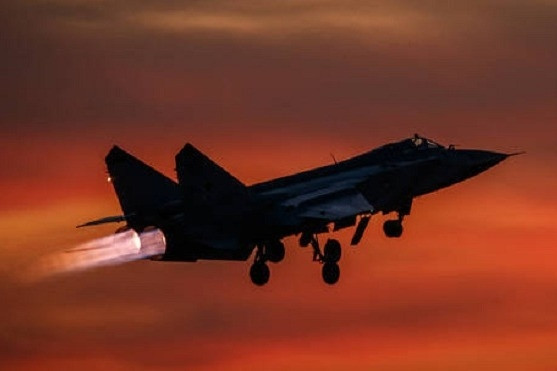 Tiêm kích MiG-31 của Nga mất tích trên biển