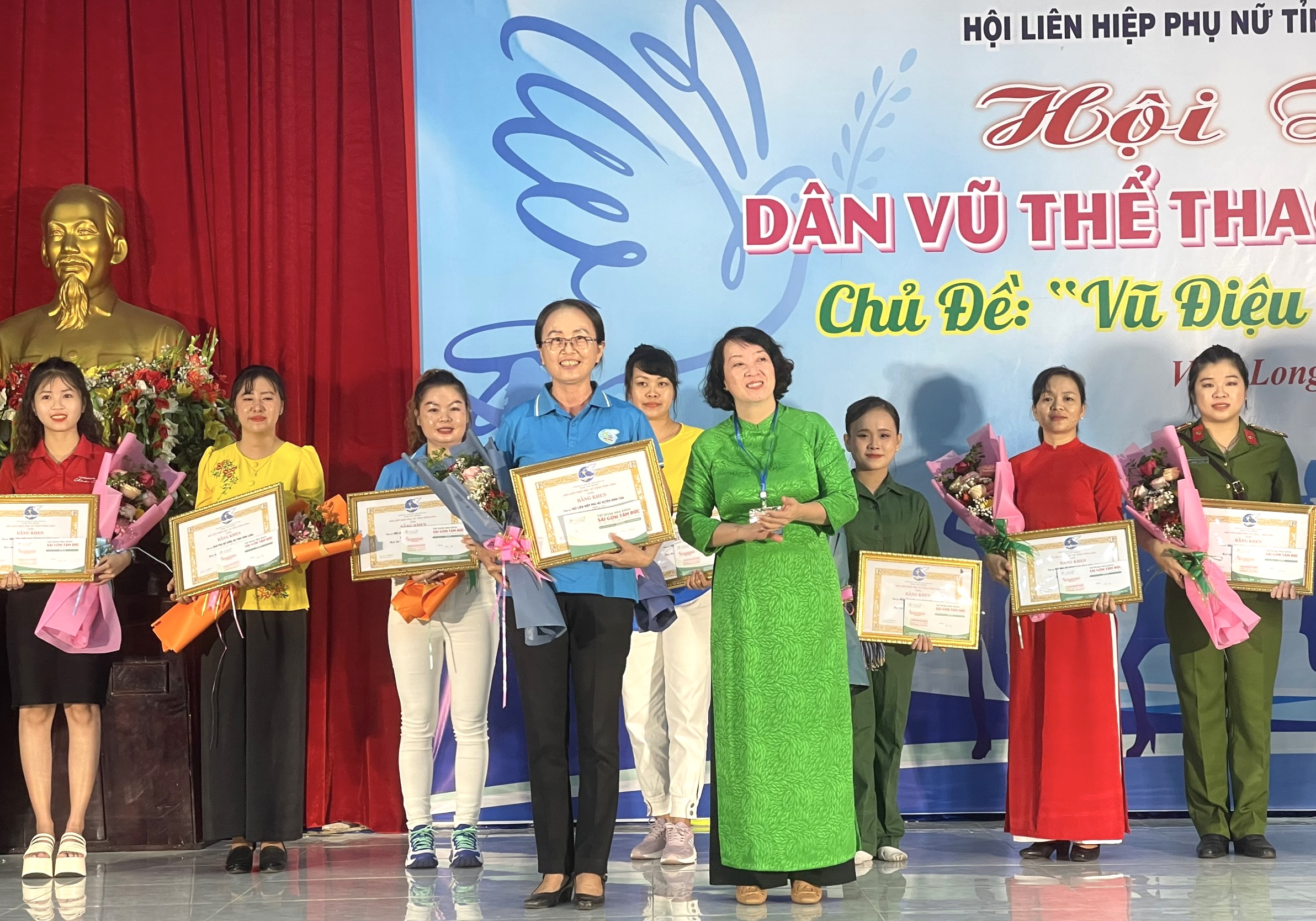 Hội LHPN huyện Bình Tân đạt giải nhất hội thi "Dân vũ thể thao năm 2024"