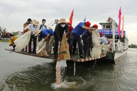 Chung tay bảo vệ, tái tạo nguồn lợi thủy sản