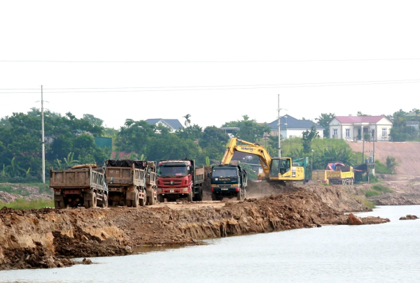 Khai thác, sử dụng tài nguyên hiệu quả