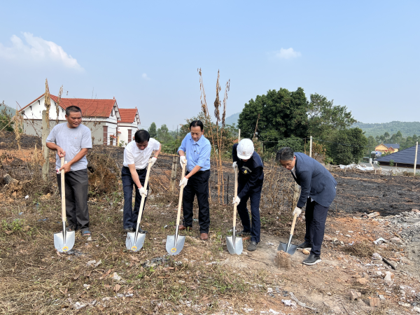 Hỗ trợ xây dựng nhà tình thương cho trẻ em có hoàn cảnh khó khăn