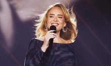 Adele dừng concert để xem Olympic