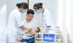 'Cha đẻ' vaccine Rotavirus thế hệ đầu đánh giá cao mô hình tiêm chủng VNVC