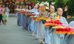 55.000 ngọn đăng cho lễ vía Bà tại Tây Ninh