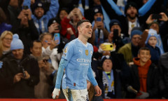 Man City đòi nợ Aston Villa nhờ hat-trick của Foden