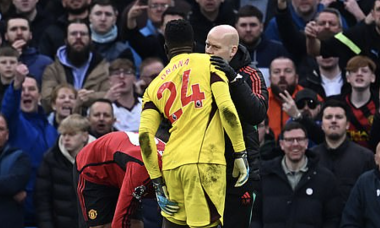 LiveMan City 1-1 Man Utd (H2): Onana bị chuột rút