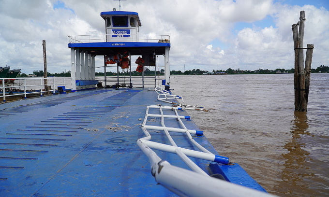 Phà gây tai nạn trên sông Vàm Nao vi phạm do chở ôtô