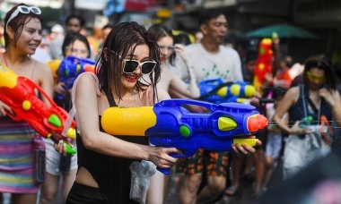 Tour Thái dịp Songkran đắt khách dù giá tăng