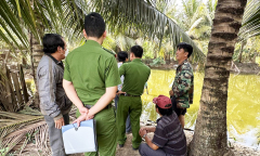 Hai bé gái tử vong dưới ao