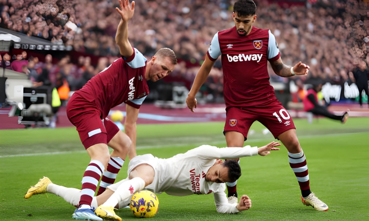 Kết quả Ngoại Hạng Anh: Man Utd thua bạc nhược West Ham 0