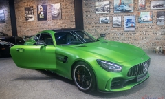 Lý do siêu xe Mercedes-AMG GT R nhập tư nhân đắt hơn chính hãng tới 4 tỷ đồng