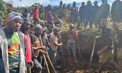 Hơn 2.000 người có thể bị chôn vùi trong lở đất Papua New Guinea