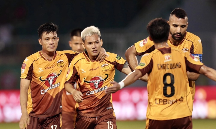 Trực tiếp bóng đá HAGL 0-0 Nam Định: Xuân Son để lỡ bàn thắng 0