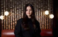 Selena Gomez suy sụp vì không thể mang thai