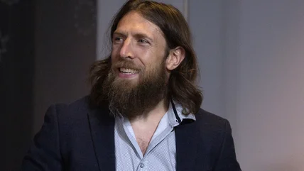 Bryan Danielson nhìn lại sấm sét Dome