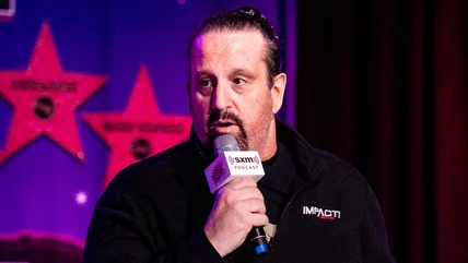 Tommy Dreamer nói anh ta đã bị "ăn mòn" bởi công việc làm phim kỷ niệm