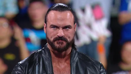 Ray muốn xem chương trình Drew McIntyre & CM punk Ở WWE