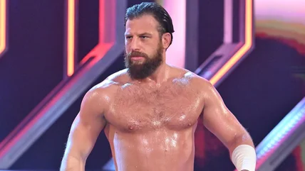 Cập nhật hậu phương trên trạng thái WWE của NXT Star Drew Gulak