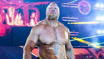 Brock Lesnar bị xóa khỏi video mở đầu WWE, được thay thế bằng ngôi sao đang nổi