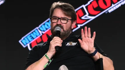 Tony Schiavone giải thích tại sao anh ta không chú ý đến WWE