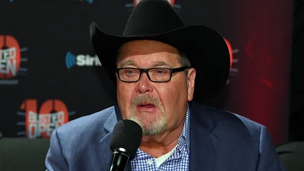 Trình phát thanh huyền thoại WWE Jim Ross Assesses Cựu đồng nghiệp Todd Grisham