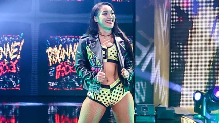 Video: Roxanne Perez cắt quảng cáo ở hậu trường sau khi giành được danh hiệu trên WWE NXT